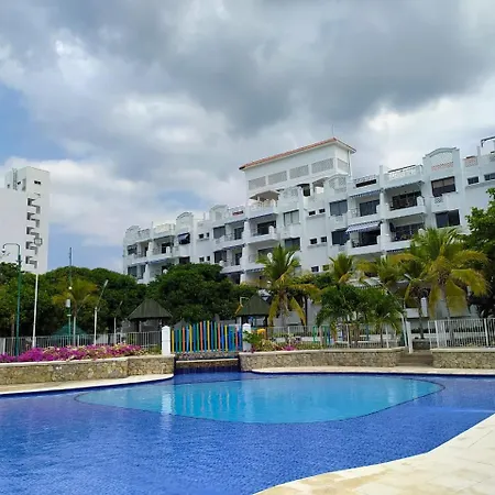 Balcones De Costa Azul Apto 302
